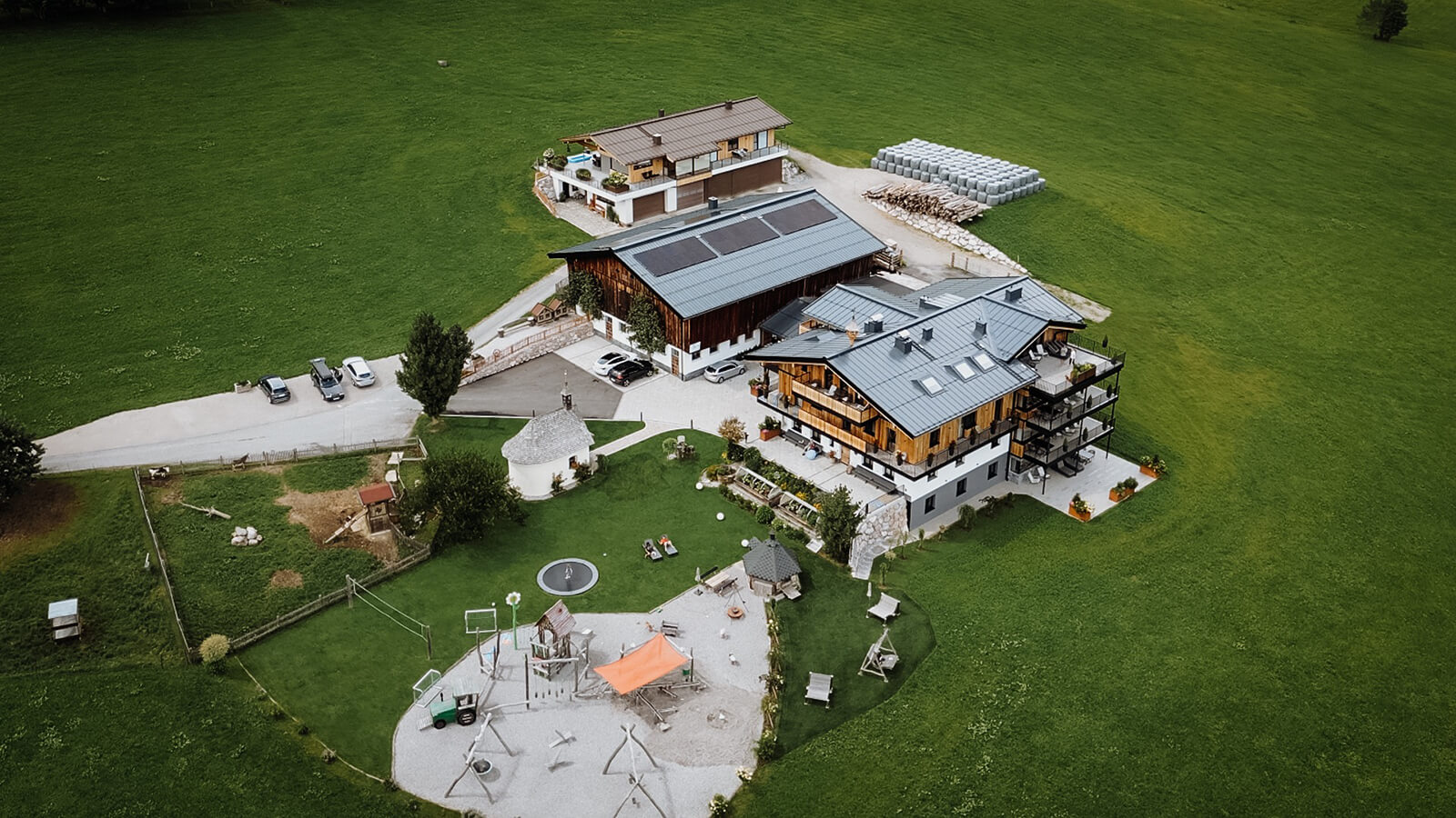 photovoltaikanlage am biohof ebengut in maria alm